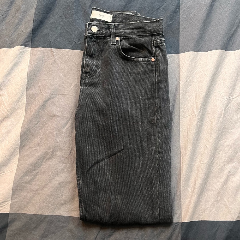 Women’s Black Mango Jeans, Size EUR 38 / US 6, Like New